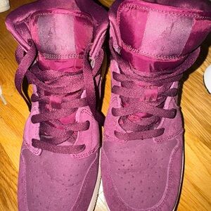 Jordan Kids Sneakers in Burgundy